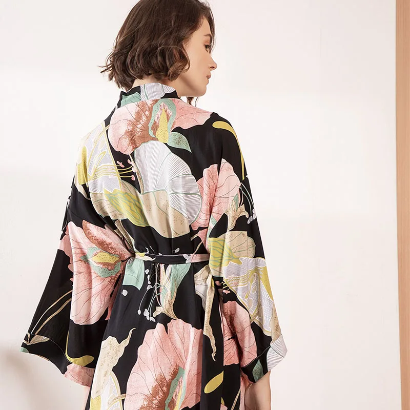 Robe fine en Satin de soie pour femmes, confortable, Style frais, imprimé Floral, vêtements de nuit, chemise de nuit Sexy, vêtements de maison, nouvelle collection printemps 2024 – Image 5