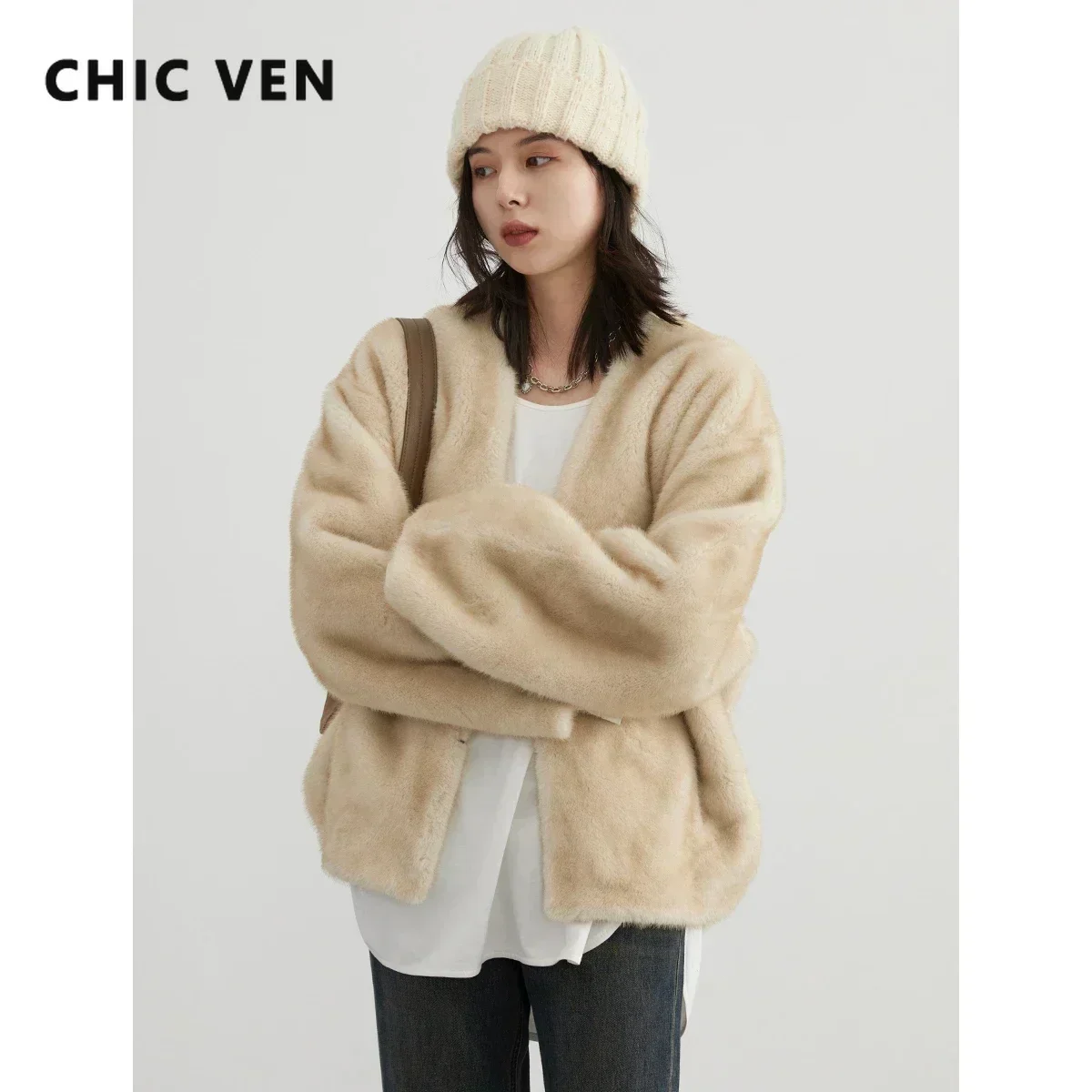 Veste Femme Décontractée Ample Couleur Unie Nouveau Manteau en Peluche Col en V Vêtement d'Extérieur Femme Automne Hiver 2026 – Image 2